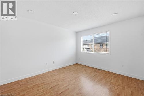 3115 Edgar Avenue, Burlington, ON - Indoor Photo Showing Other Room