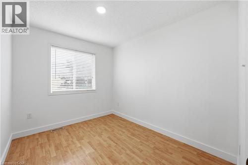 3115 Edgar Avenue, Burlington, ON - Indoor Photo Showing Other Room