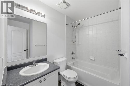 3115 Edgar Avenue, Burlington, ON - Indoor Photo Showing Bathroom