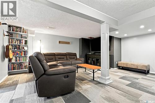 506 Fisher Crescent, Saskatoon, SK - Indoor
