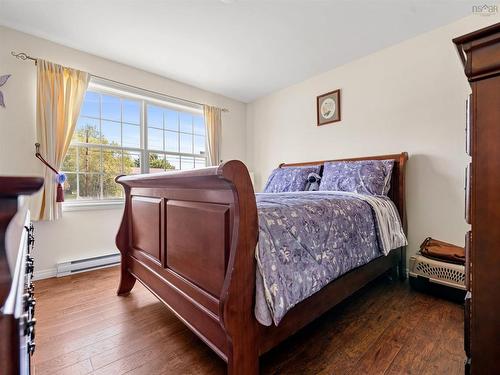19 Katie Avenue, Brookside, NS - Indoor Photo Showing Bedroom