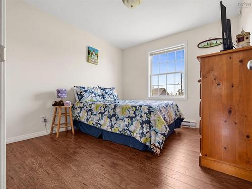 19 Katie Avenue, Brookside, NS - Indoor Photo Showing Bedroom
