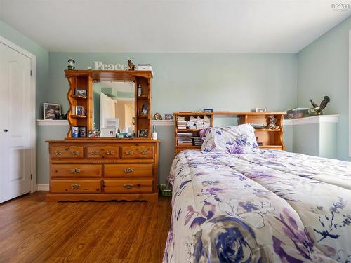 19 Katie Avenue, Brookside, NS - Indoor Photo Showing Bedroom