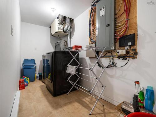 19 Katie Avenue, Brookside, NS - Indoor Photo Showing Other Room