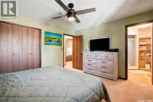2734 Poplar Place E, Regina, SK - Indoor Photo Showing Bedroom