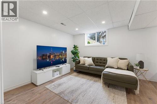 589 Mortimer Drive, Cambridge, ON - Indoor Photo Showing Other Room