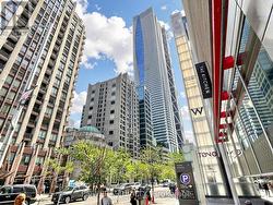 2512 - 8 PARK ROAD Toronto, ON M4W 3S5