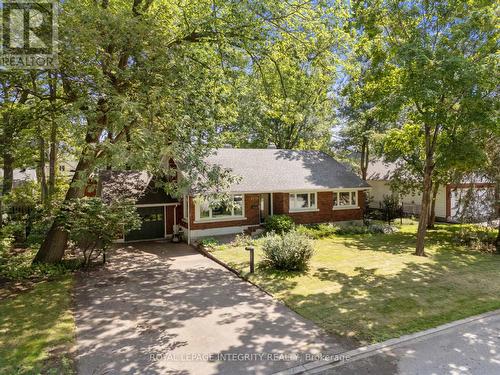 2183 Woodcrest Road, Ottawa, ON - Outdoor