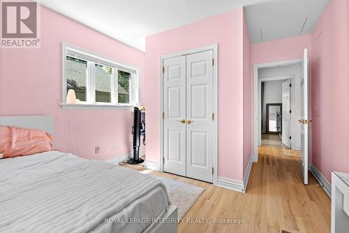 2183 Woodcrest Road, Ottawa, ON - Indoor Photo Showing Bedroom