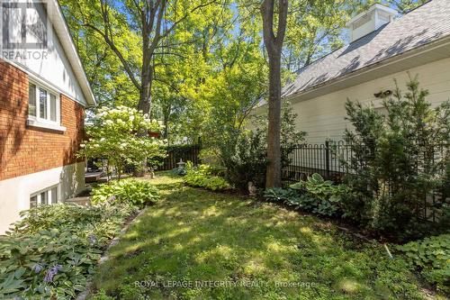 2183 Woodcrest Road, Ottawa, ON - Outdoor