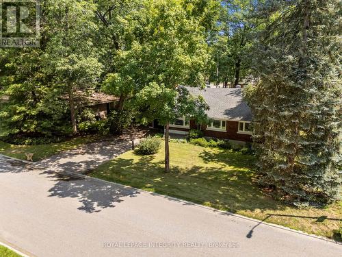 2183 Woodcrest Road, Ottawa, ON - Outdoor