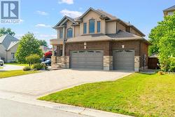 1304 EAGLETRACE DRIVE  London North (North S), ON N6G 0E9