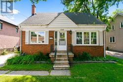 1544 ALEXANDRA BOULEVARD  Mississauga, ON L5E 2B6