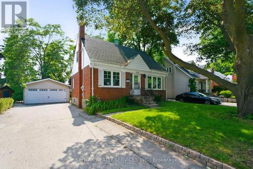 1544 Alexandra Boulevard, Mississauga, ON - Outdoor