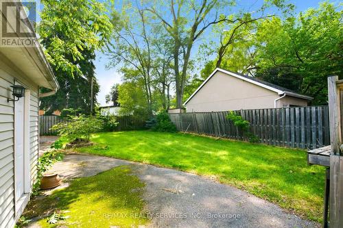 1544 Alexandra Boulevard, Mississauga, ON - Outdoor