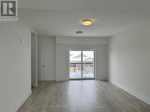 48 BALLADRY BOULEVARD , Stratford, Ontario N5A 0L5 2