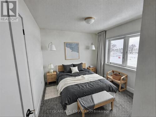 48 BALLADRY BOULEVARD , Stratford, Ontario N5A 0L5 3