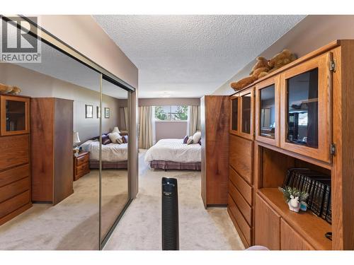 2460 Devonshire Crescent, Prince George, BC - Indoor Photo Showing Bedroom