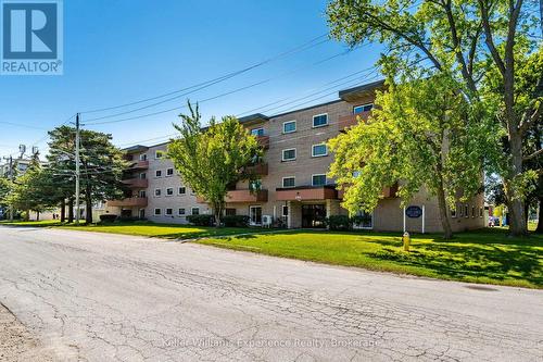 203 - 184 EIGHTH STREET  Collingwood, ON L9Y 2C8