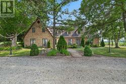 39973 CREDITON ROAD South Huron (Stephen), ON N0M 1K0
