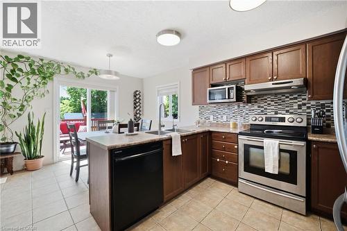 120 Yates Avenue, Cambridge, ON - Indoor Photo Showing Kitchen With Stainless Steel Kitchen With Double Sink With Upgraded Kitchen