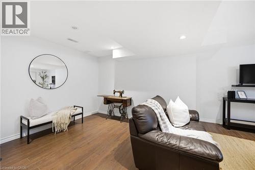 120 Yates Avenue, Cambridge, ON - Indoor