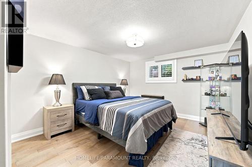 543 Limerick Road, Burlington, ON - Indoor Photo Showing Bedroom