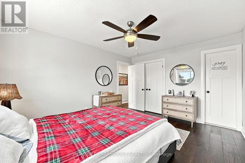 543 Limerick Road, Burlington, ON - Indoor Photo Showing Bedroom