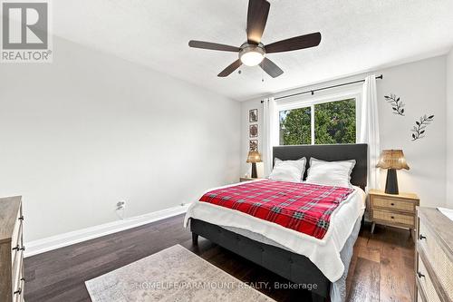 543 Limerick Road, Burlington, ON - Indoor Photo Showing Bedroom