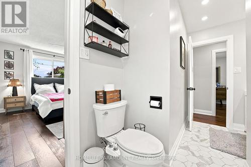 543 Limerick Road, Burlington, ON - Indoor Photo Showing Bathroom