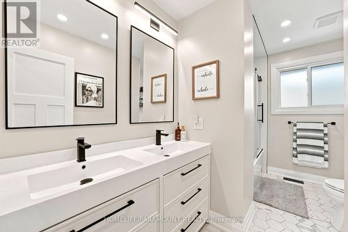 543 Limerick Road, Burlington, ON - Indoor Photo Showing Bathroom