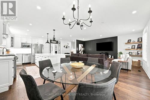 543 Limerick Road, Burlington, ON - Indoor Photo Showing Dining Room