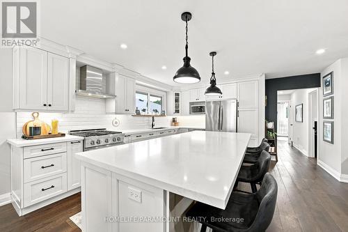 543 Limerick Road, Burlington, ON - Indoor Photo Showing Kitchen With Upgraded Kitchen