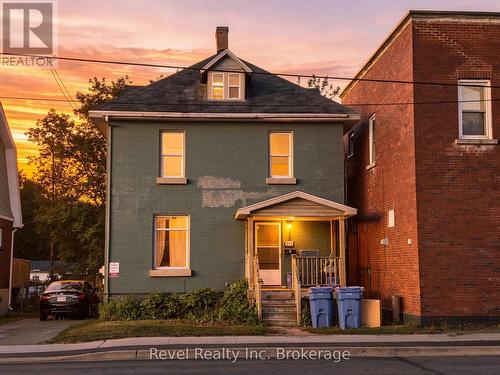 517 FISHER STREET S  North Bay (Central), ON P1B 2E4