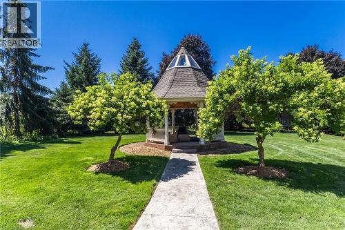 21 Kerman Avenue, Grimsby, ON 