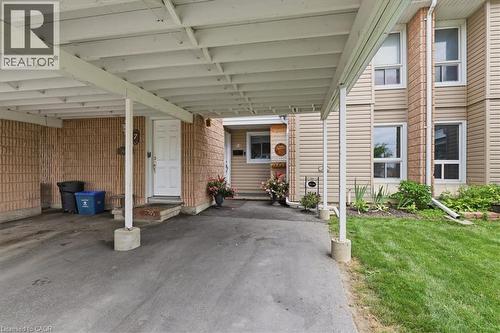 65 Glamis Road Unit# 8, Cambridge, ON -  Photo Showing Garage