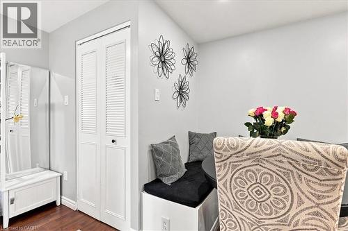 65 Glamis Road Unit# 8, Cambridge, ON - Indoor Photo Showing Bedroom