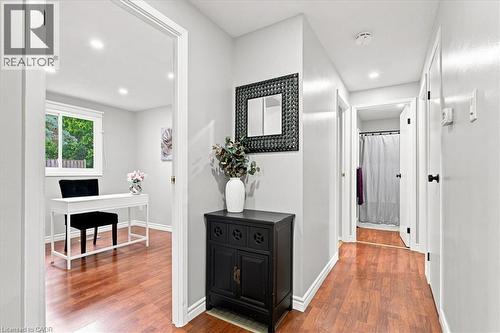 65 Glamis Road Unit# 8, Cambridge, ON - Indoor Photo Showing Other Room