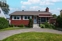 1227 PORTLAND AVENUE  Ottawa, ON K1V 6G1