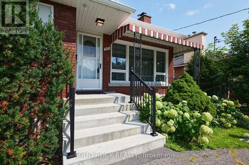 Cute porch with front steps redone in 2024. - 1227 Portland Avenue, Ottawa, ON - Outdoor