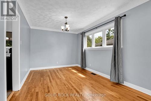 1227 Portland Avenue, Ottawa, ON - Indoor Photo Showing Other Room