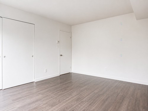 Master Bedroom - 5-73 Rue Lalande, Longueuil (Le Vieux-Longueuil), QC - Indoor Photo Showing Other Room