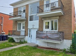 372 Rue St-Luc Laval (Laval-Des-Rapides), QC H7N 4X7