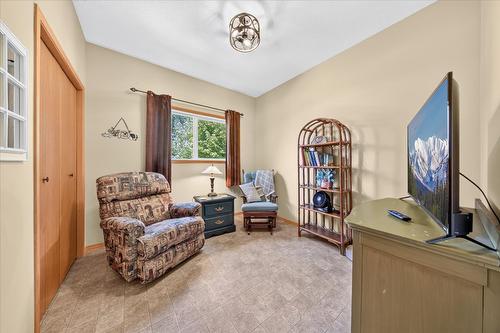 794 Westridge Drive, Invermere, BC - Indoor Photo Showing Other Room