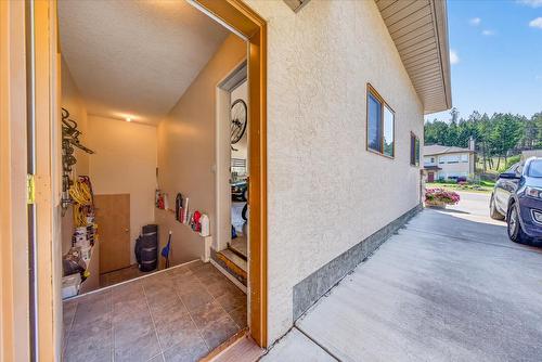 794 Westridge Drive, Invermere, BC - Outdoor With Exterior