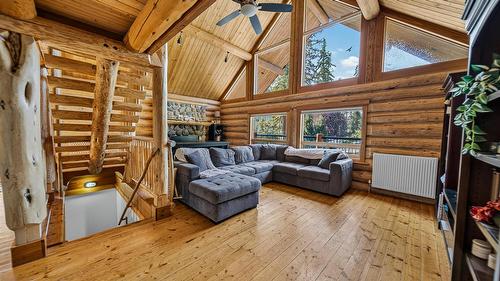 4322 Hilltop Crescent, Cranbrook, BC - Indoor Photo Showing Other Room With Fireplace