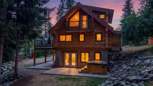 4322 Hilltop Crescent, Cranbrook, BC - Outdoor