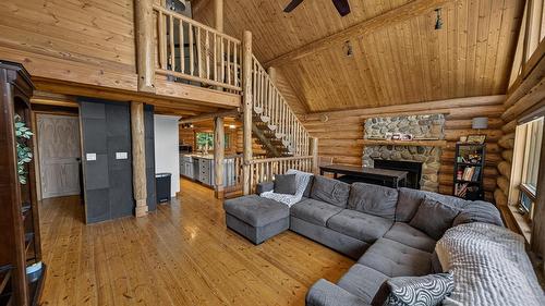 4322 Hilltop Crescent, Cranbrook, BC - Indoor Photo Showing Other Room With Fireplace