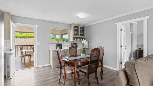 1643 Traut Court, Kelowna, BC - Indoor Photo Showing Dining Room
