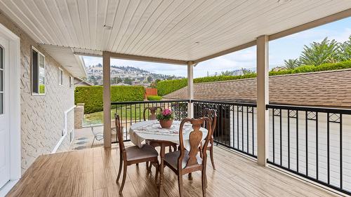 1643 Traut Court, Kelowna, BC - Outdoor With Deck Patio Veranda With Exterior